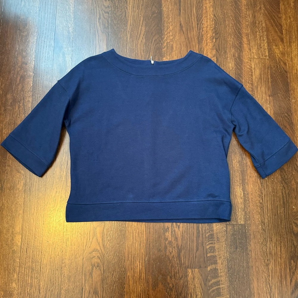 Vineyard Vines Navy Crop Sweatshirt Small